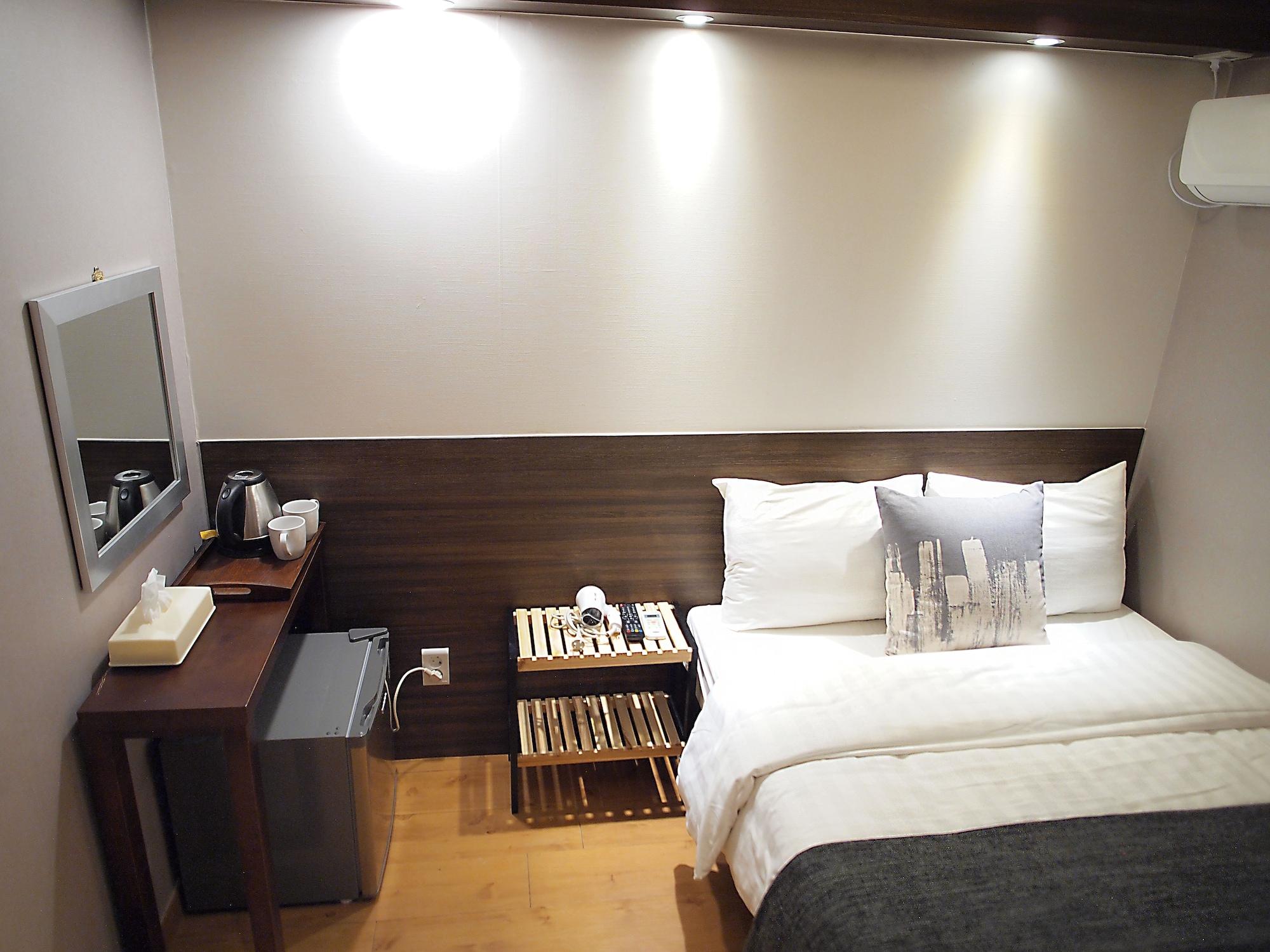 Hotel Park Hill Myeongdong Сеул Экстерьер фото
